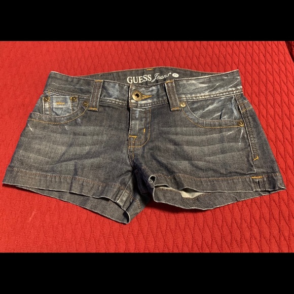 Guess Jean shorts size 28.